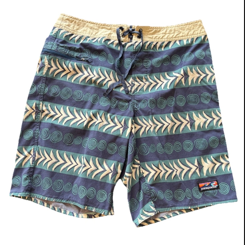 Patagonia Men's 34 Patterned Blue & Green Board Shorts Pockets Drawstring Beach